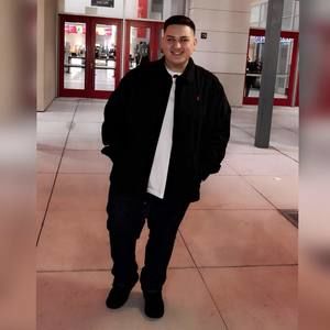 Meet your Posher, Estevan